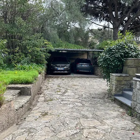 Tropez 1 Апартаменты *